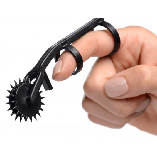 Master Series Thorn Double Finger Pinwheel Black