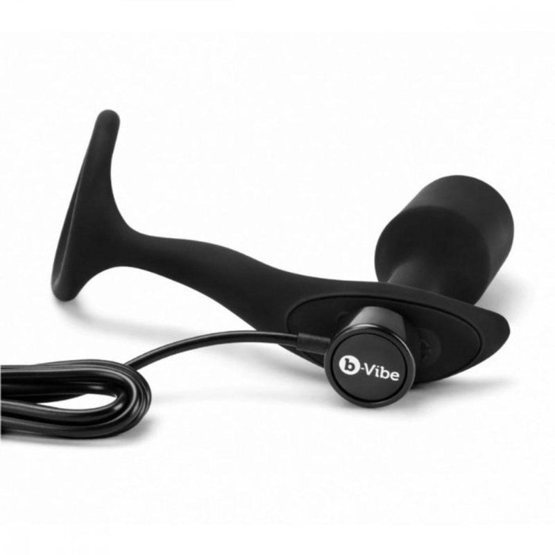 Load image into Gallery viewer, b-Vibe Snug &amp; Tug Vibrating Weighted Silicone Butt Plug &amp; Cock Ring Black - Simply Pleasure
